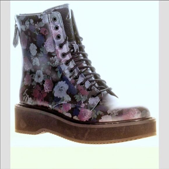 KENDALL & KYLIE FLORAL COMBAT BOOTS.  NEW - Picture 4 of 8